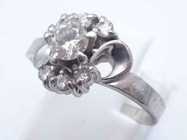 Pt900　ダイヤ0.22ct/0.14ct　リング　4.92g　9号